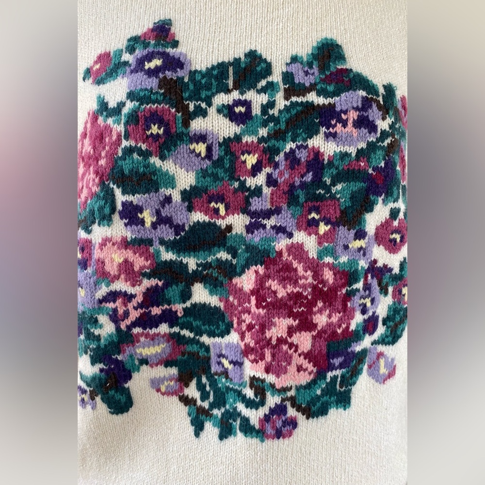 Vintage Northern Reflections Purple Floral Sweater - Picture 2 of 4